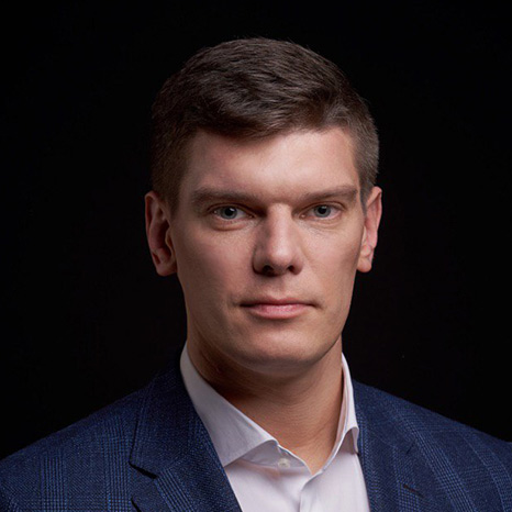 Валерий Петров